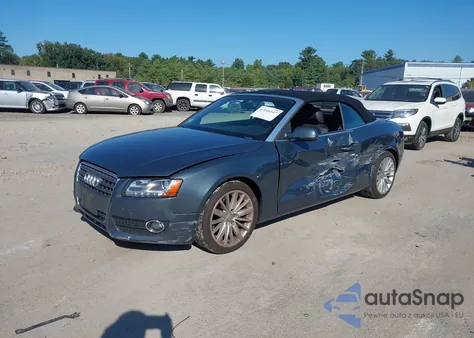 2010 Audi A5 2.0T Premium z USA, uszkodzony, nr VIN WAULFAFHXAN024659